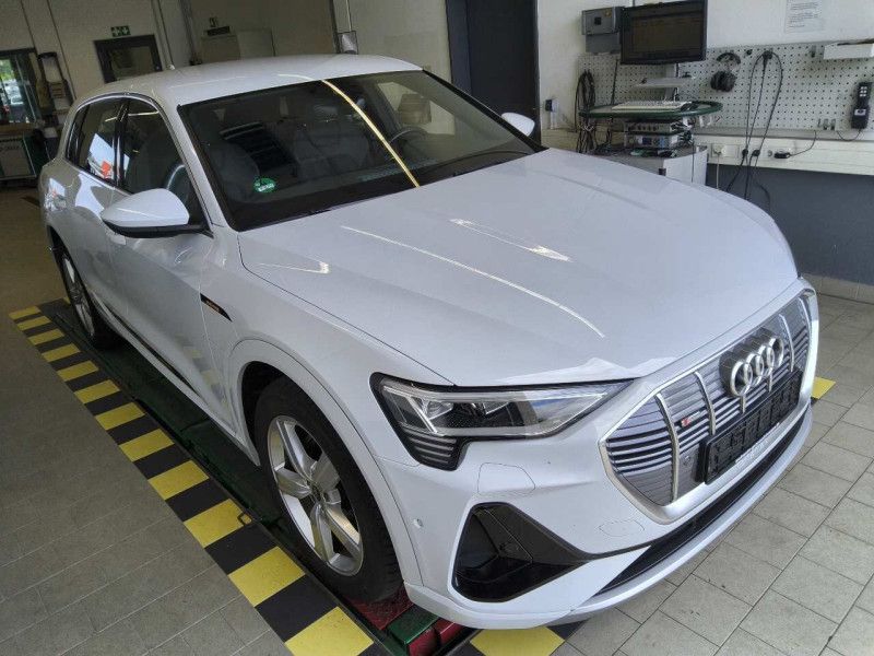 Audi e-tron d'occasion