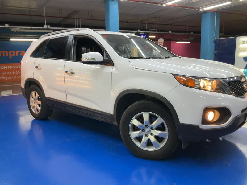 Kia Sorento 2.0 CRDi Drive 2WD — zdjęcie 8