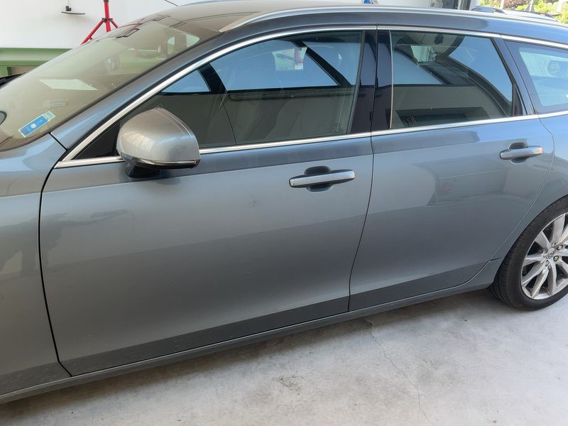 Volvo V90 2.0 D5 Momentum AWD — zdjęcie 4