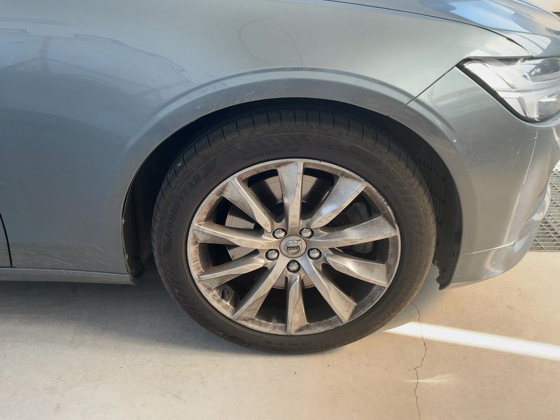 Volvo V90 2.0 D5 Momentum AWD 2018 – снимка 11