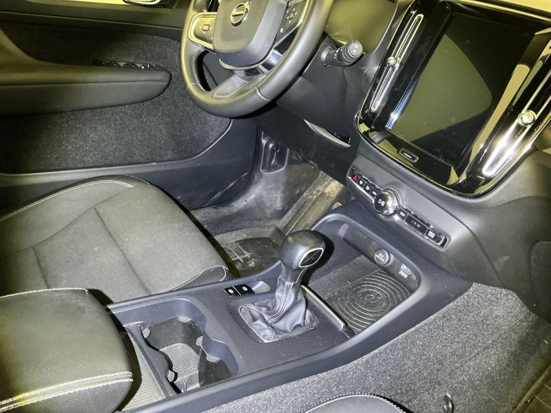 Volvo XC40 1.5 Momentum 2WD 2018 – снимка 29