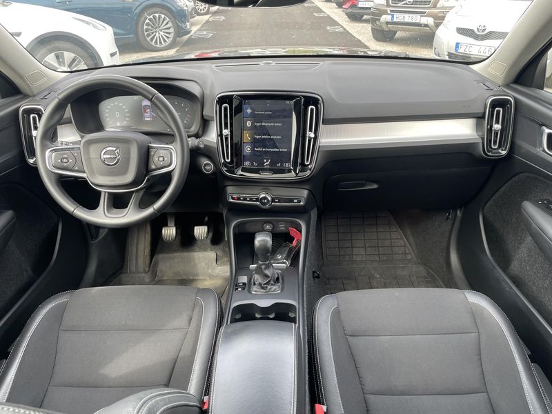Volvo XC40 1.5 Momentum 2WD 2018 – снимка 17