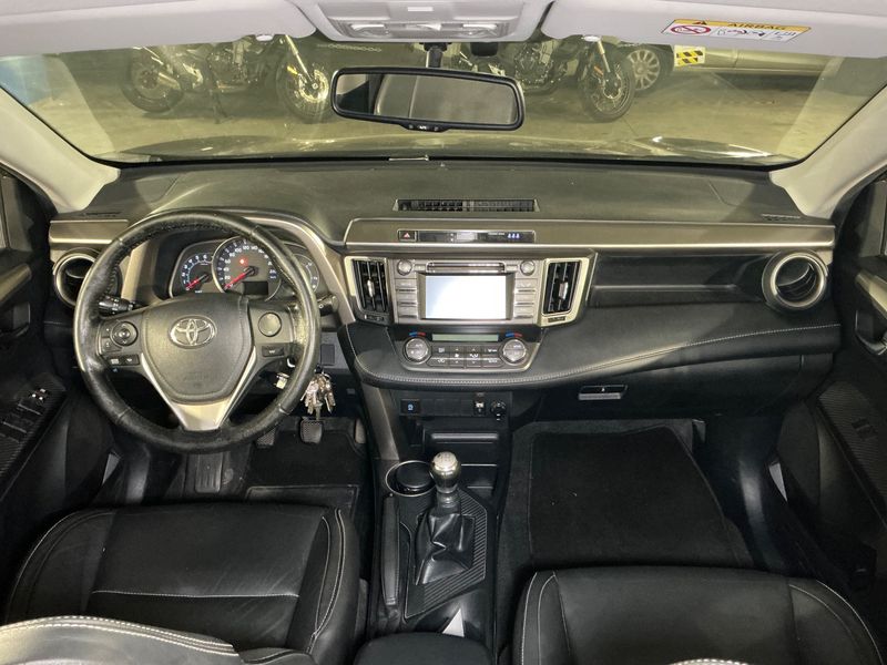 Toyota RAV 4 2.0 D-4D Active 2014 – снимка 17