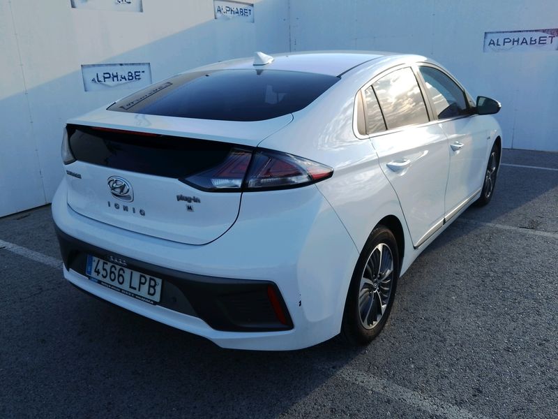Hyundai IONIQ 1.6 Plug-in Hybrid Tecno — zdjęcie 5