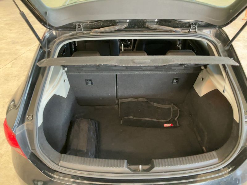 Seat Leon 1.6 TDI Style — zdjęcie 10