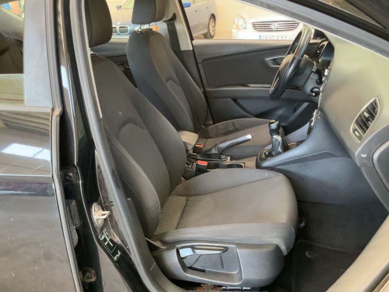 Seat Leon 1.6 TDI Style — zdjęcie 11