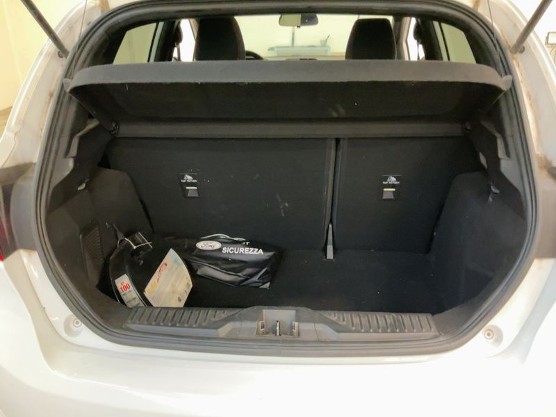 Ford Fiesta 1.5 TDCi ST-Line — zdjęcie 10