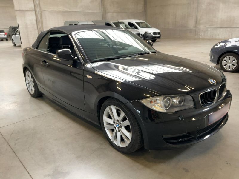 BMW 1er 120d 2010 – снимка 12