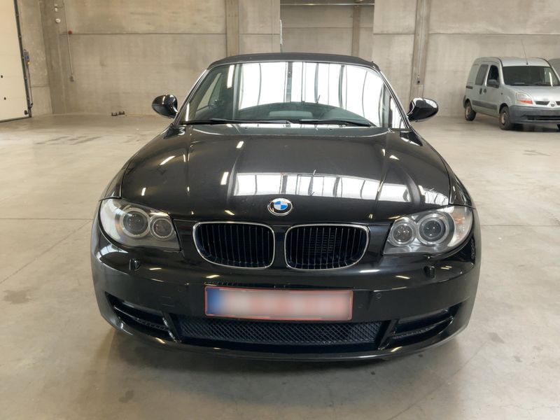 BMW 1er 120d 2010 – снимка 14