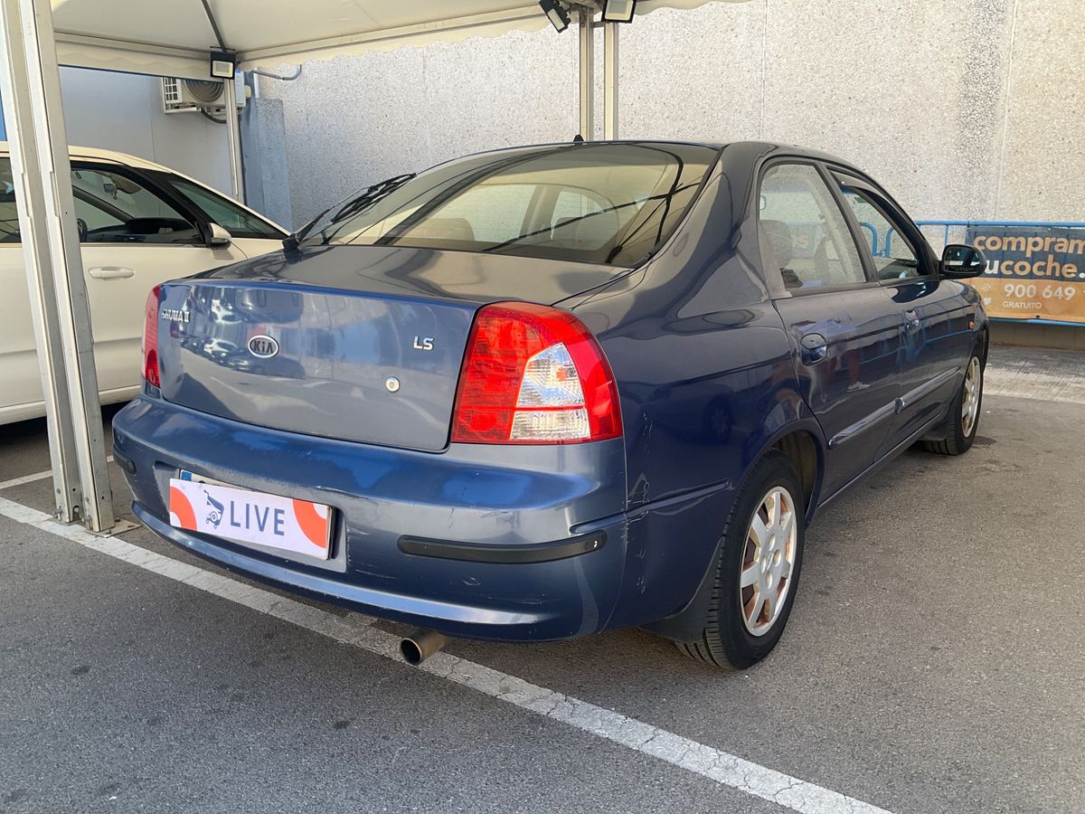 Kia Shuma 1.6 LS 5