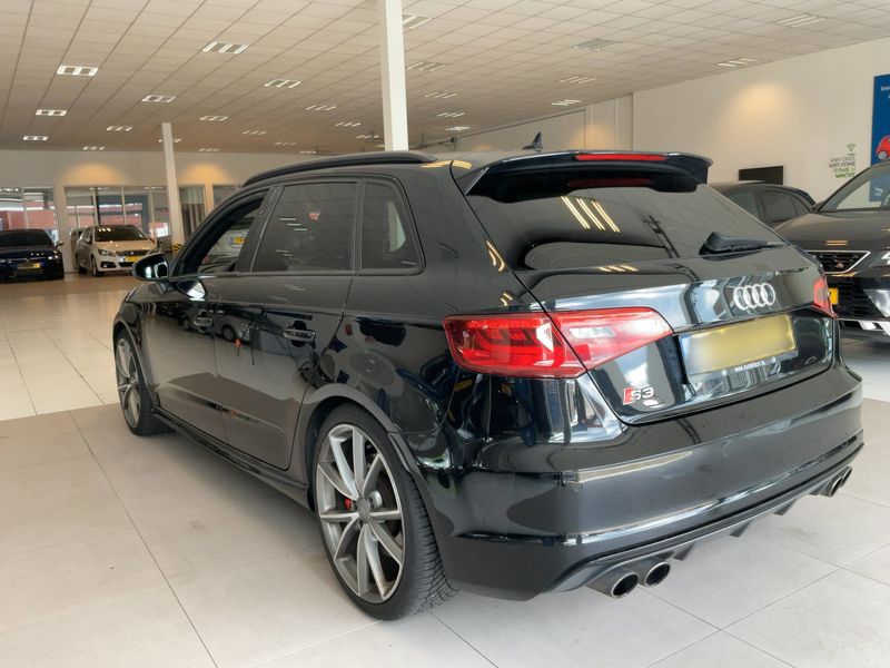Audi S3 Sportback 2.0 TFSI quattro — zdjęcie 3