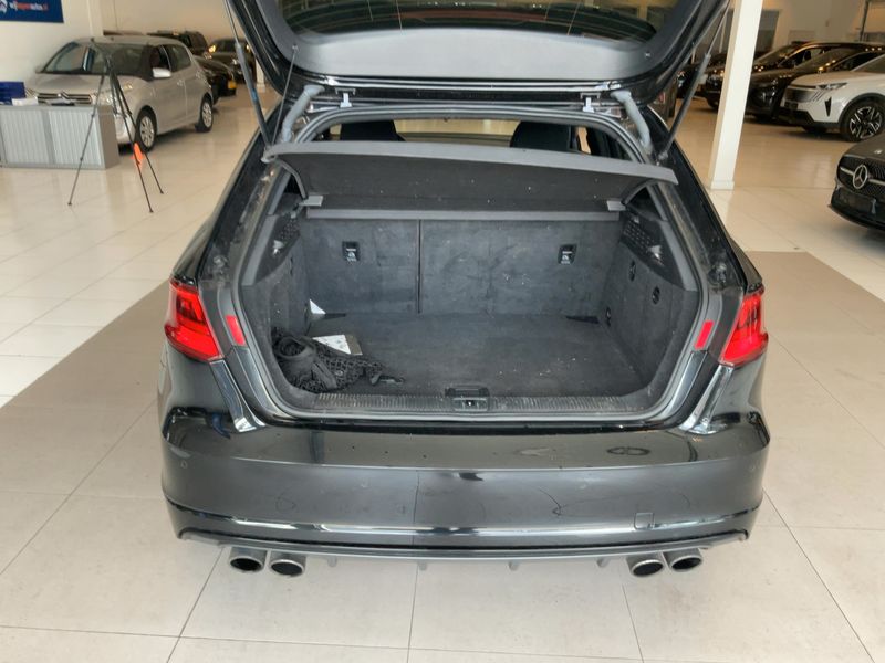 Audi S3 Sportback 2.0 TFSI quattro — zdjęcie 10