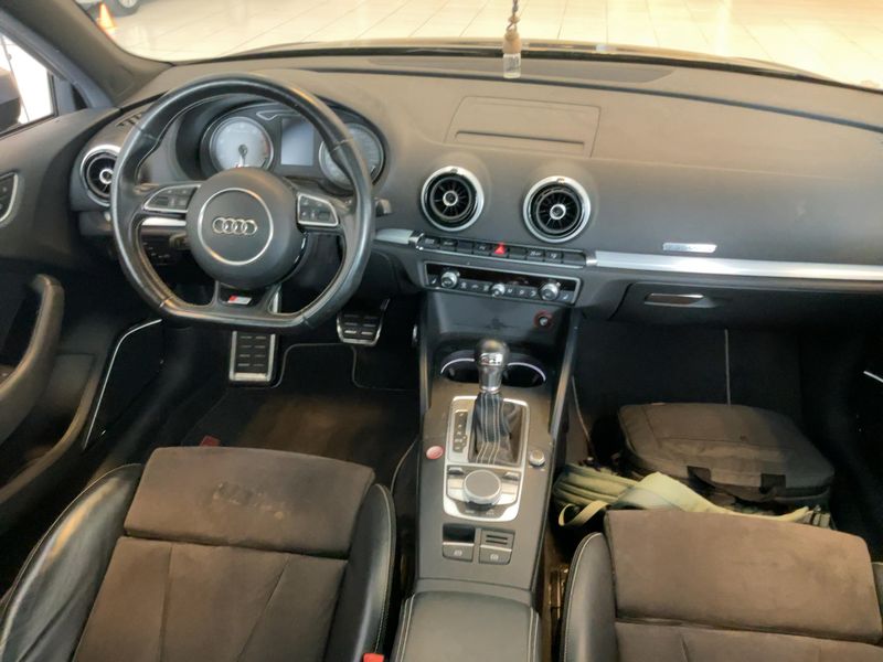 Audi S3 Sportback 2.0 TFSI quattro — zdjęcie 12