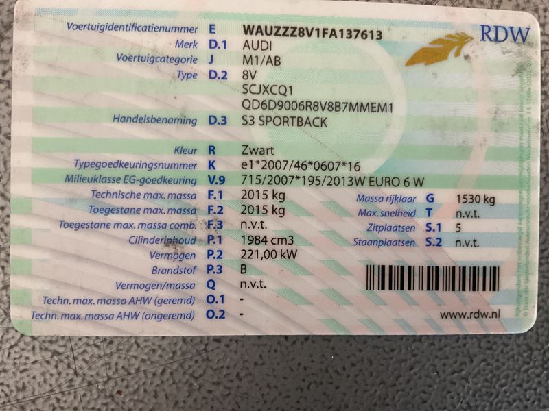 Audi S3 Sportback 2.0 TFSI quattro — zdjęcie 15