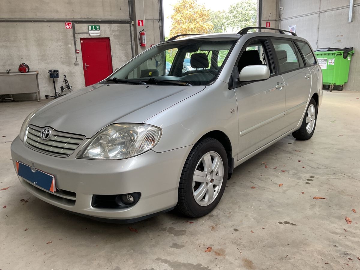 Toyota Corolla 1.4 D-4D Sol