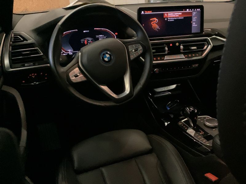 BMW X3 xDrive 30e — zdjęcie 12