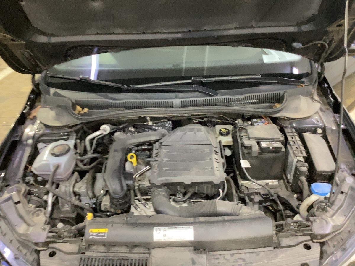 Volkswagen Polo 2018 — photo 23