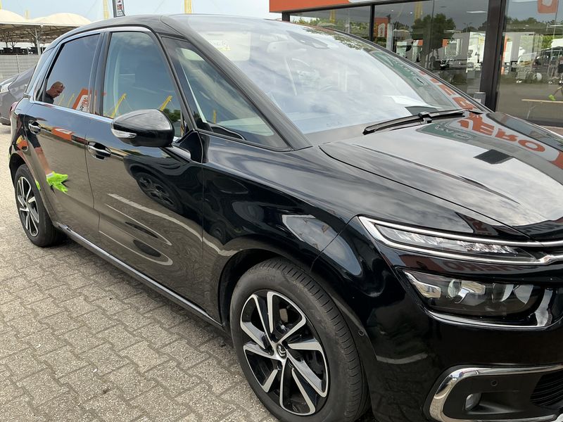Citroen C4 Spacetourer 1.5 Blue-HDi Shine — zdjęcie 8