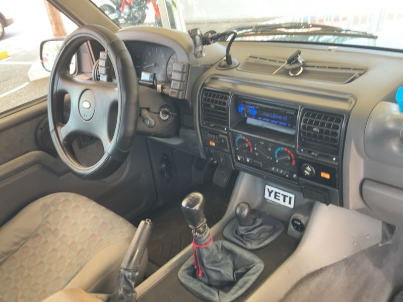 Land Rover Discovery 2.5 Turbodiesel TDi — zdjęcie 12