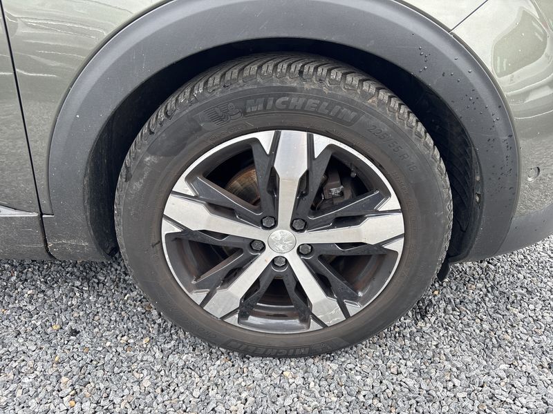 Peugeot 3008 1.2 PureTech Allure 2018 – снимка 32