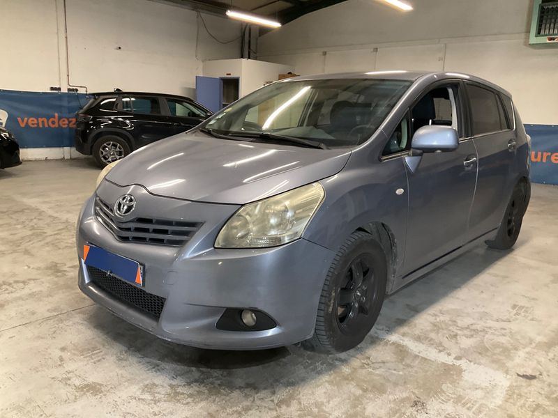 Verso 2.0 D-4D Dynamic