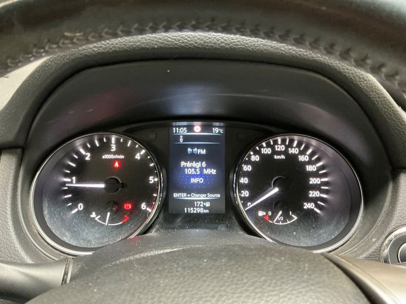 Nissan Qashqai 1.5 Turbodiesel Visia — zdjęcie 14