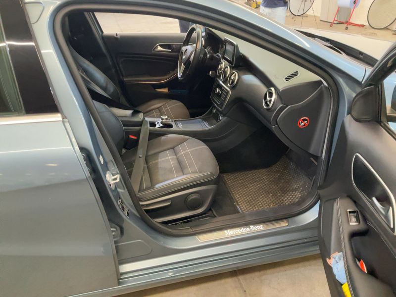 Mercedes-Benz A-Klasse A 180 BlueEfficiency Urban 2014 – снимка 16