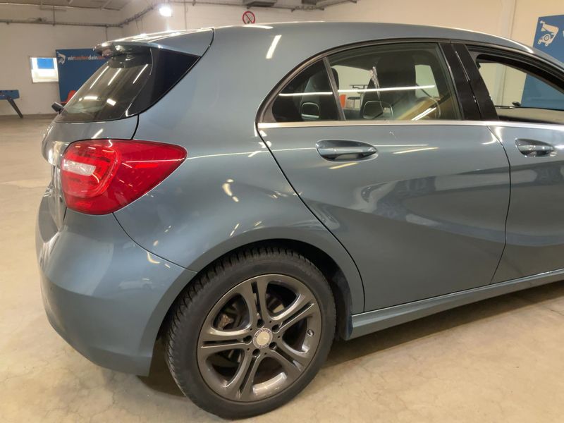Mercedes-Benz A-Klasse A 180 BlueEfficiency Urban 2014 – снимка 8