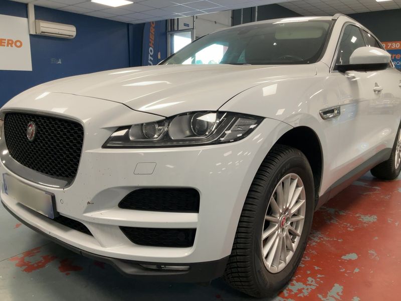 Jaguar F-Pace 20d Pure — zdjęcie 2