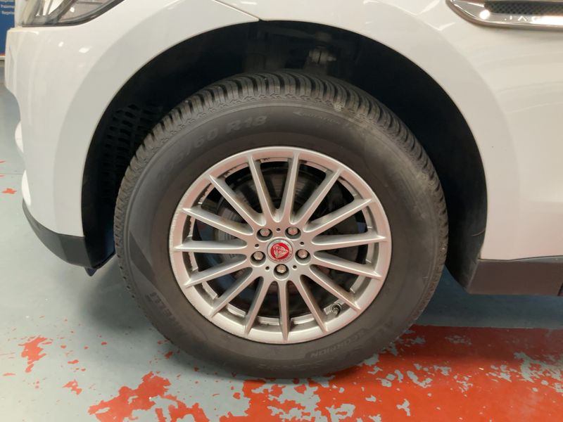 Jaguar F-Pace 20d Pure 2017 – снимка 3