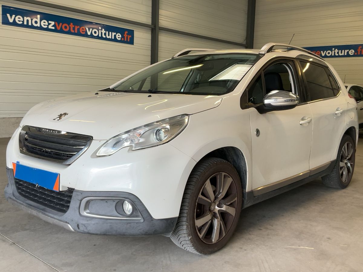 Peugeot 2008 1.2 PureTech Crossway