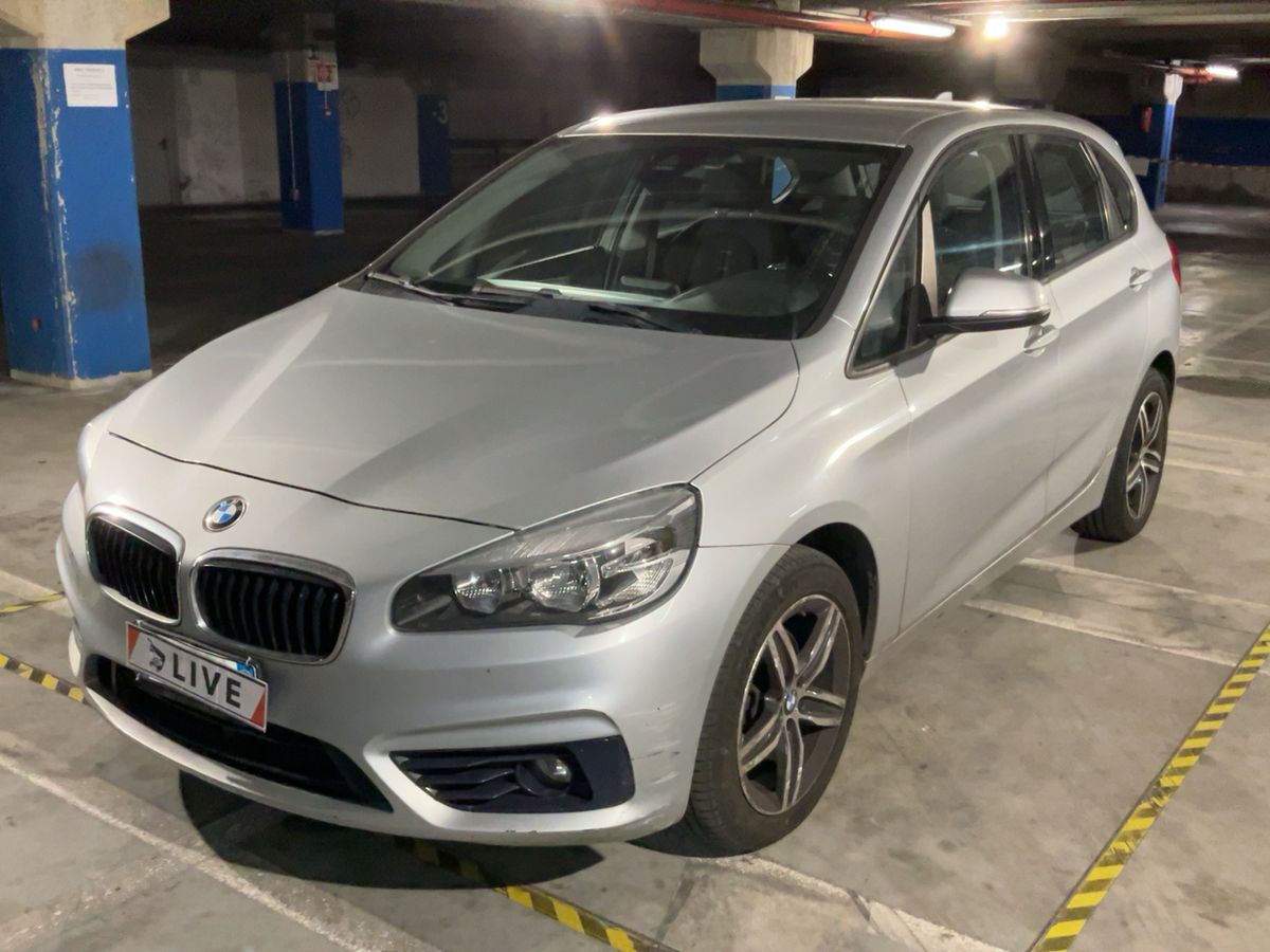BMW 2er 218d Active Tourer Basis