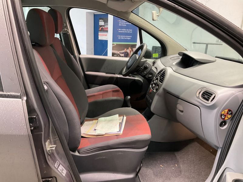 Renault Modus 1.6 Cite — zdjęcie 3