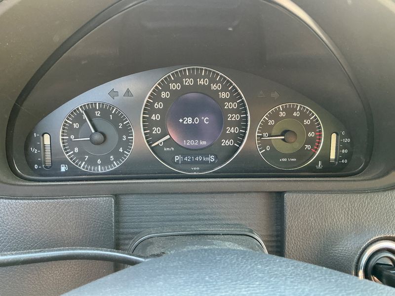 Mercedes-Benz CLK-Klasse CLK 240 Elegance — zdjęcie 13