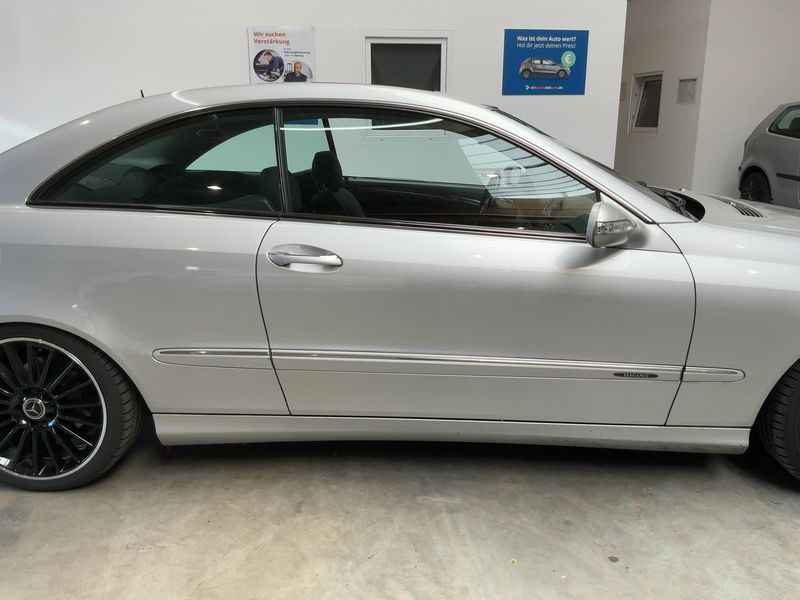 Mercedes-Benz CLK-Klasse CLK 240 Elegance — zdjęcie 7
