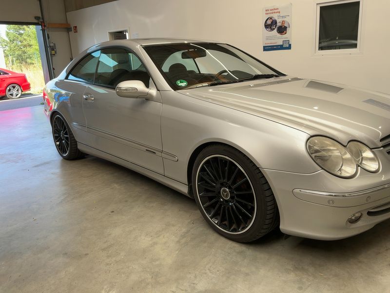 Mercedes-Benz CLK-Klasse CLK 240 Elegance — zdjęcie 8