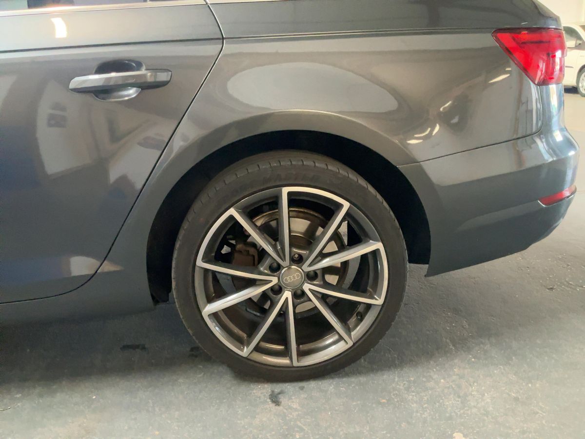 Audi A4 2016 — photo 6