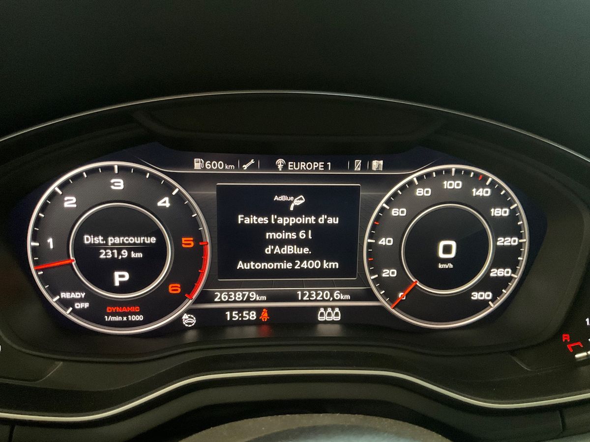 Audi A4 2016 — photo 19