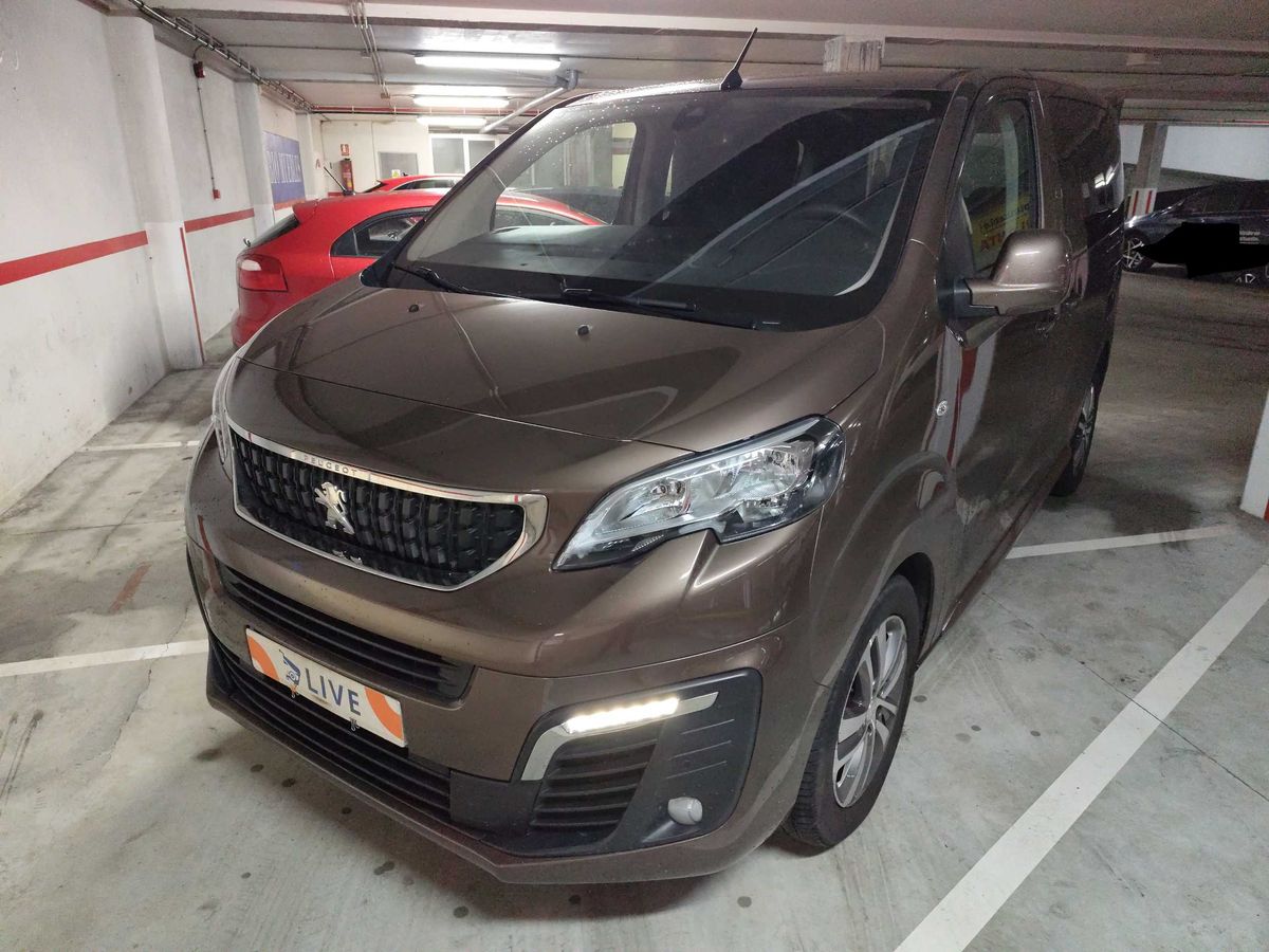Peugeot Traveller d'occasion