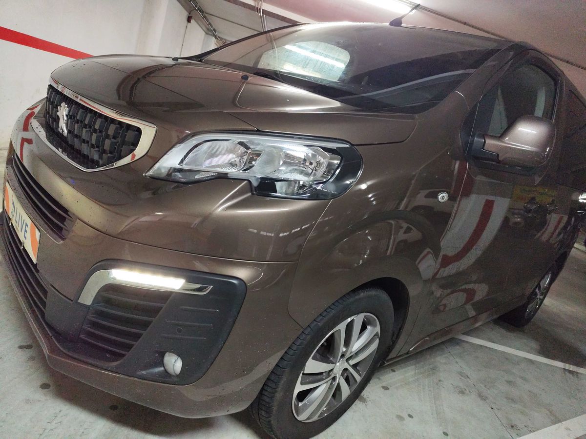 Peugeot Traveller d'occasion
