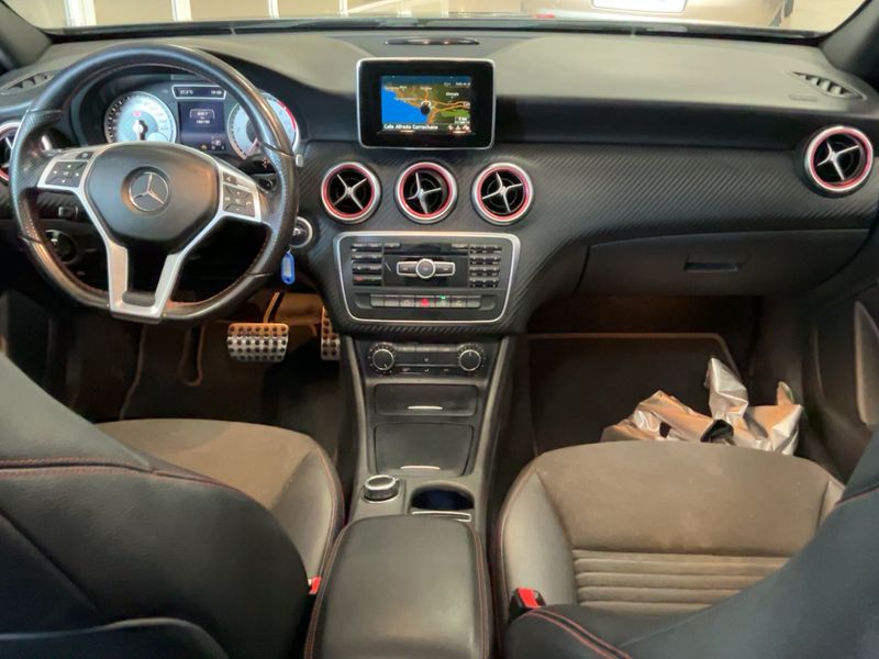 Mercedes-Benz A-Klasse A 200 CDI AMG Sport — zdjęcie 12