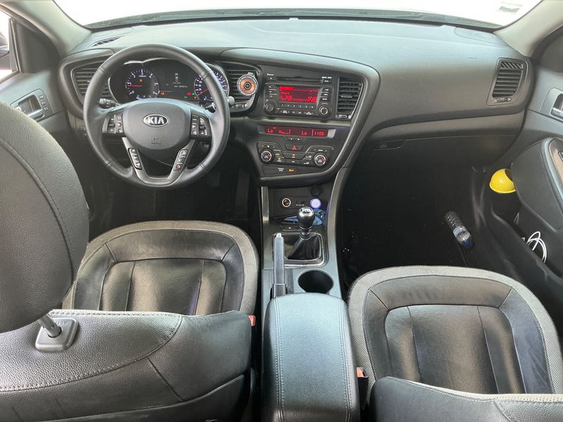 Kia Optima 1.7 CRDi Edition 7 — zdjęcie 12