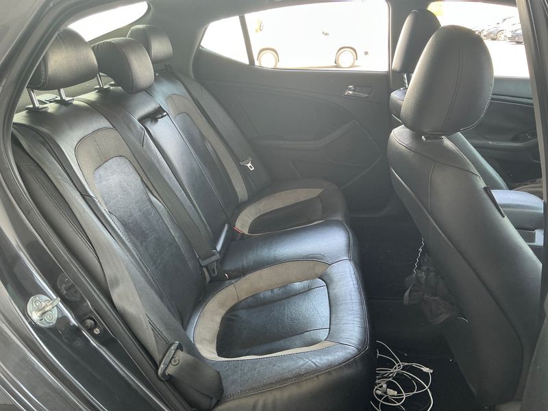 Kia Optima 1.7 CRDi Edition 7 — zdjęcie 14