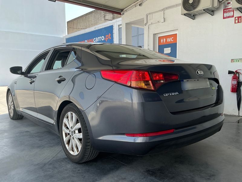 Kia Optima 1.7 CRDi Edition 7 — zdjęcie 3