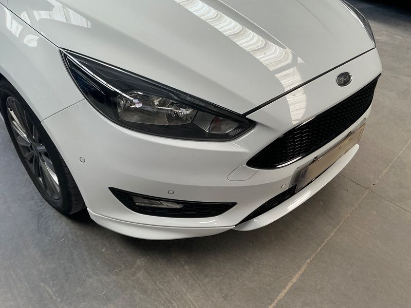 Ford Focus 1.0 EcoBoost ST-Line 2017 – снимка 30
