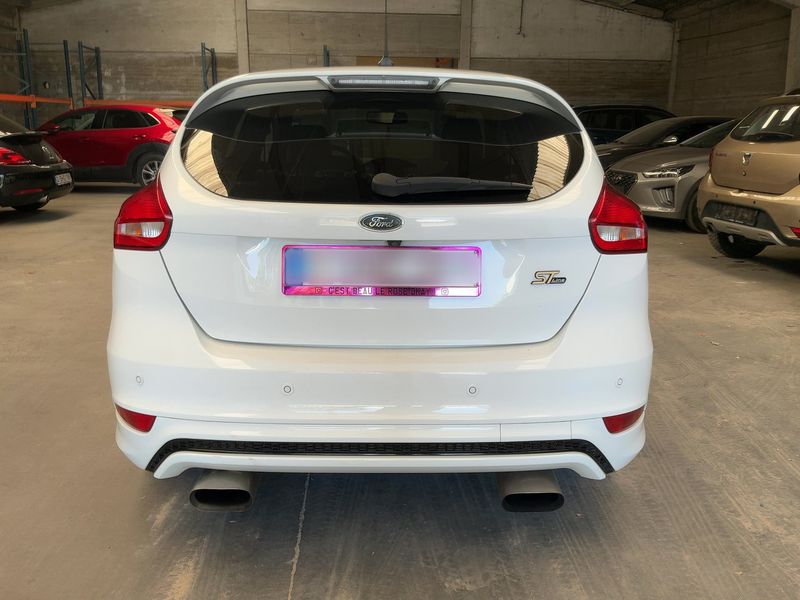 Ford Focus 1.0 EcoBoost ST-Line — zdjęcie 5
