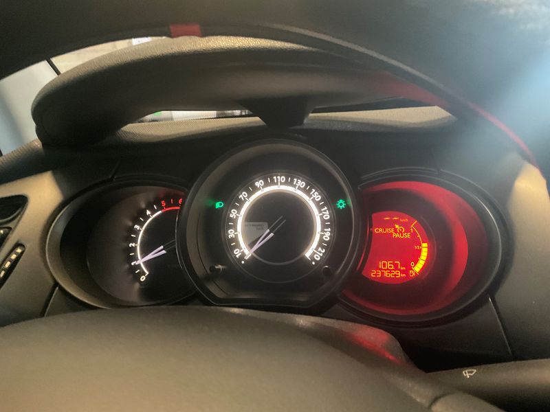 Citroen C3 1.4 HDi Societe Confort — zdjęcie 4