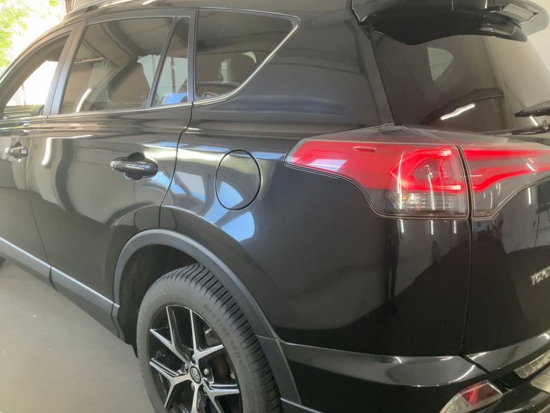 Toyota RAV 4 2.5 Hybrid Style Selection — zdjęcie 3