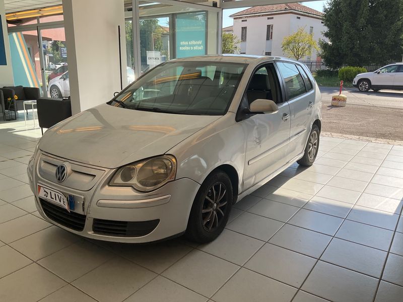 Volkswagen Polo 1.4 TDI BlueMotion Tech 2008 – снимка 1