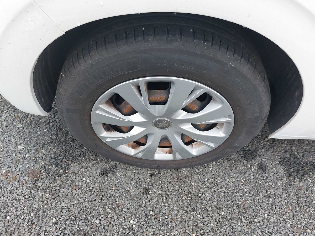 Peugeot 208 2020 — photo 45